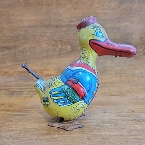 J. Chein & Co Vintage 40s Wind-up Tin Lithograph Long Billed Duck In Sailor Suit